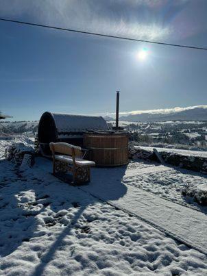 Mountain View With Hottub And Sauna Villa
