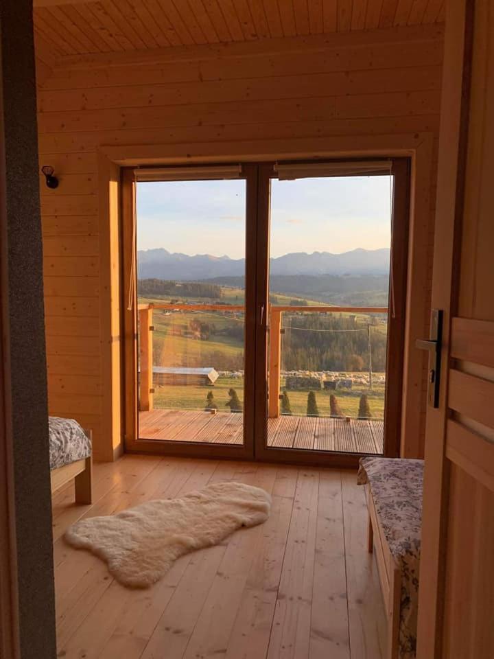 Mountain View With Hottub And Sauna